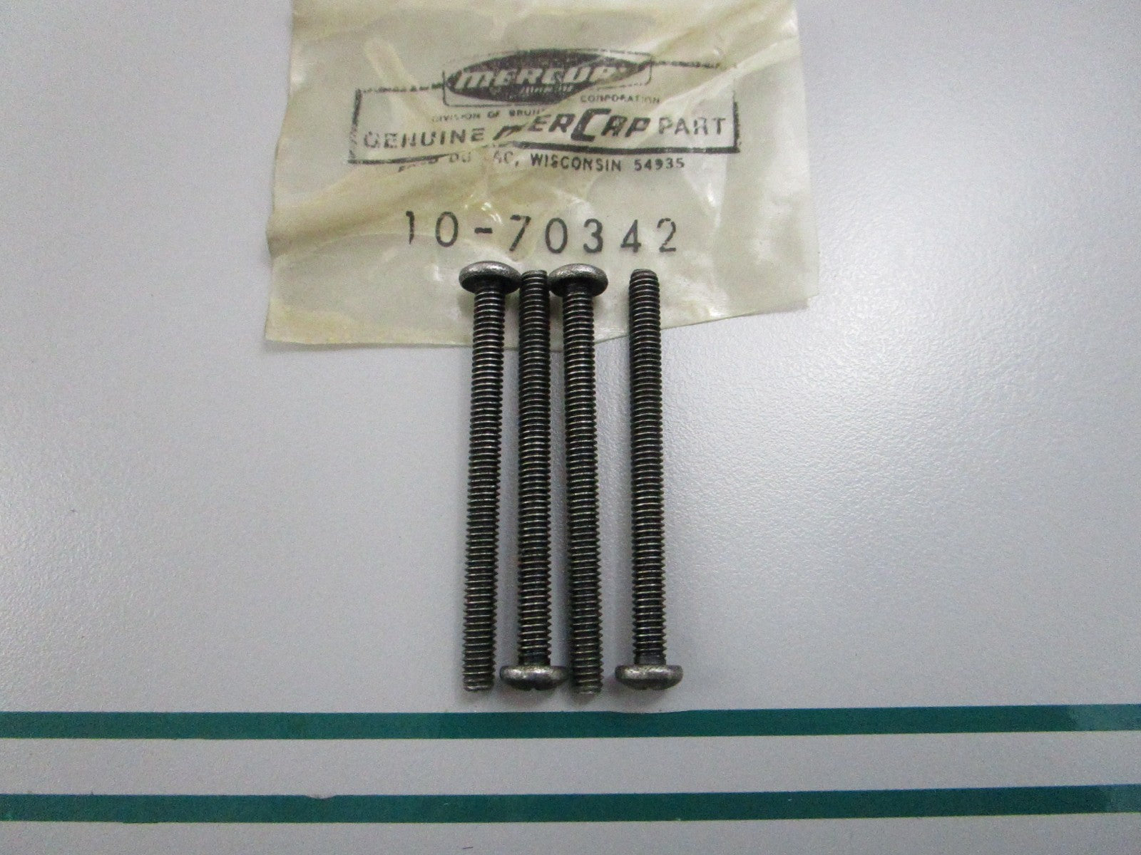 NEW OEM (LOT OF 4) 10-70342 Mercury Quicksilver Screw 0810