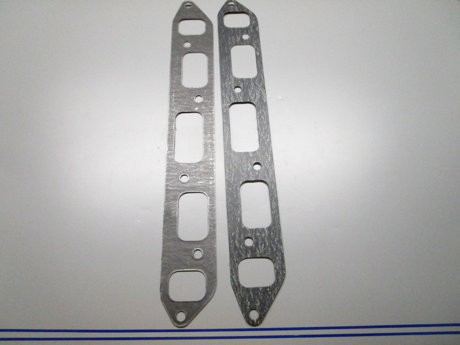*NEW OEM* (LOT OF 2) 0810 OMC Johnson Evinrude Manifold Gasket 311068 0311068