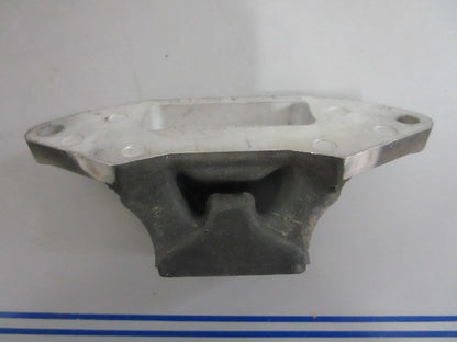*NEW OEM* 0820 Yamaha Rubber Mount 66V-44157-01-8P