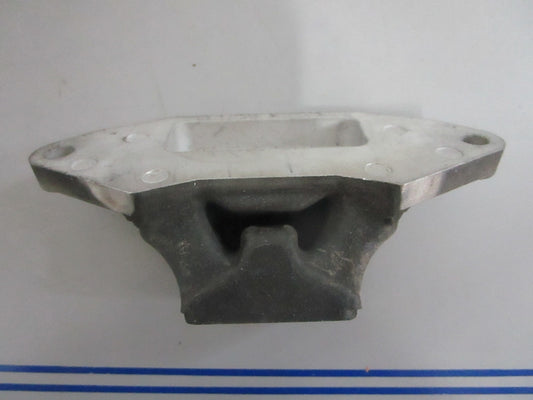 *NEW OEM* 0820 Yamaha Rubber Mount 66V-44157-01-8P