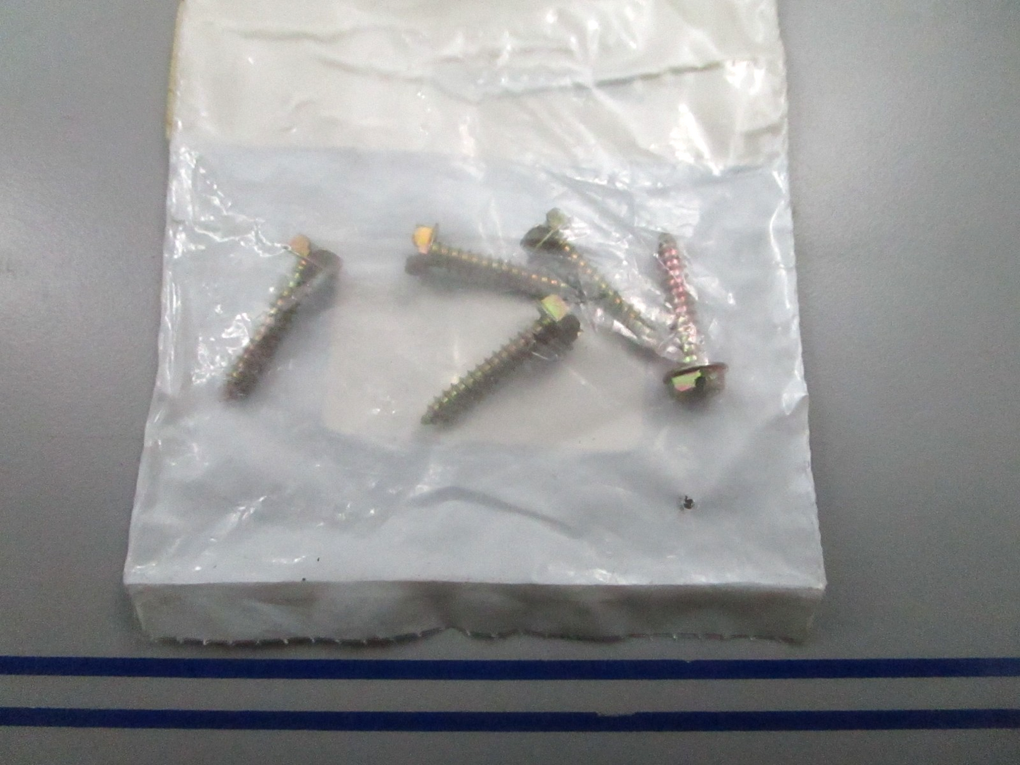 *NEW OEM* (LOT OF 5) 0810 Arctic Cat Tapping Screw 0623-564