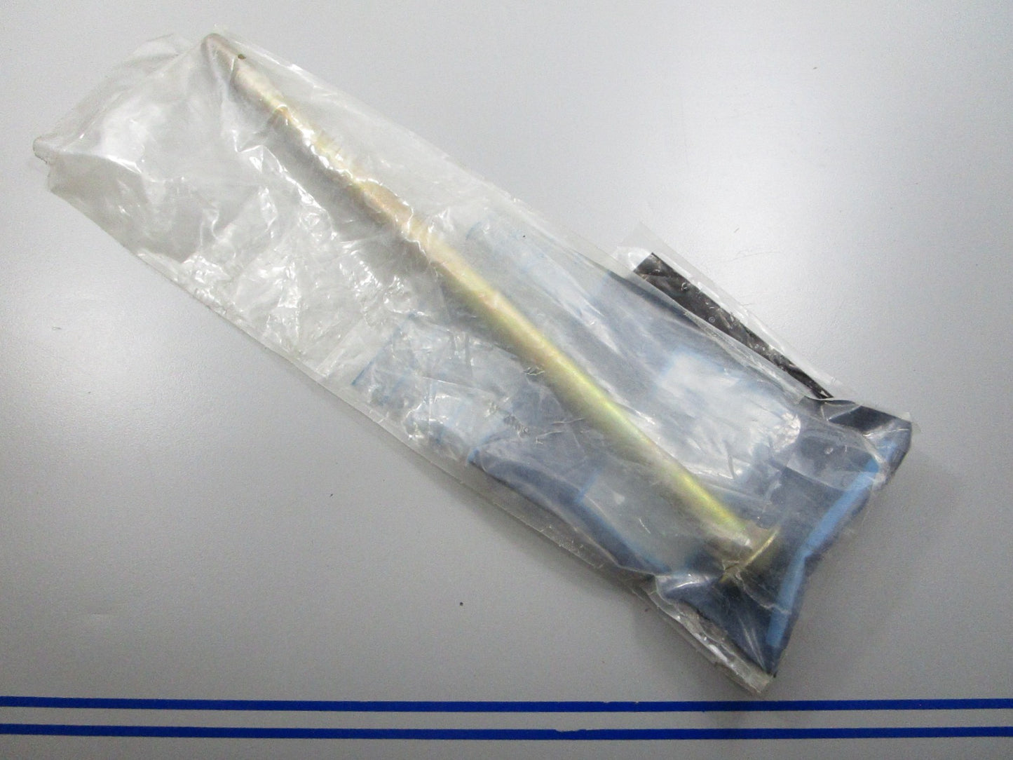 *NEW OEM* 0810 Mercury Quicksilver Bolt 10-F850371