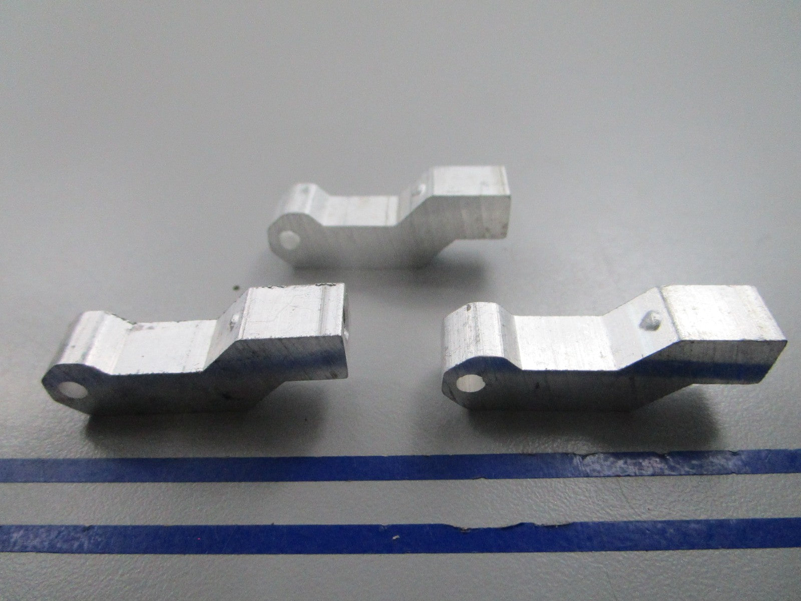 NEW OEM (LOT OF 3) 391-5085 Mercury Quicksilver Clamp 0810