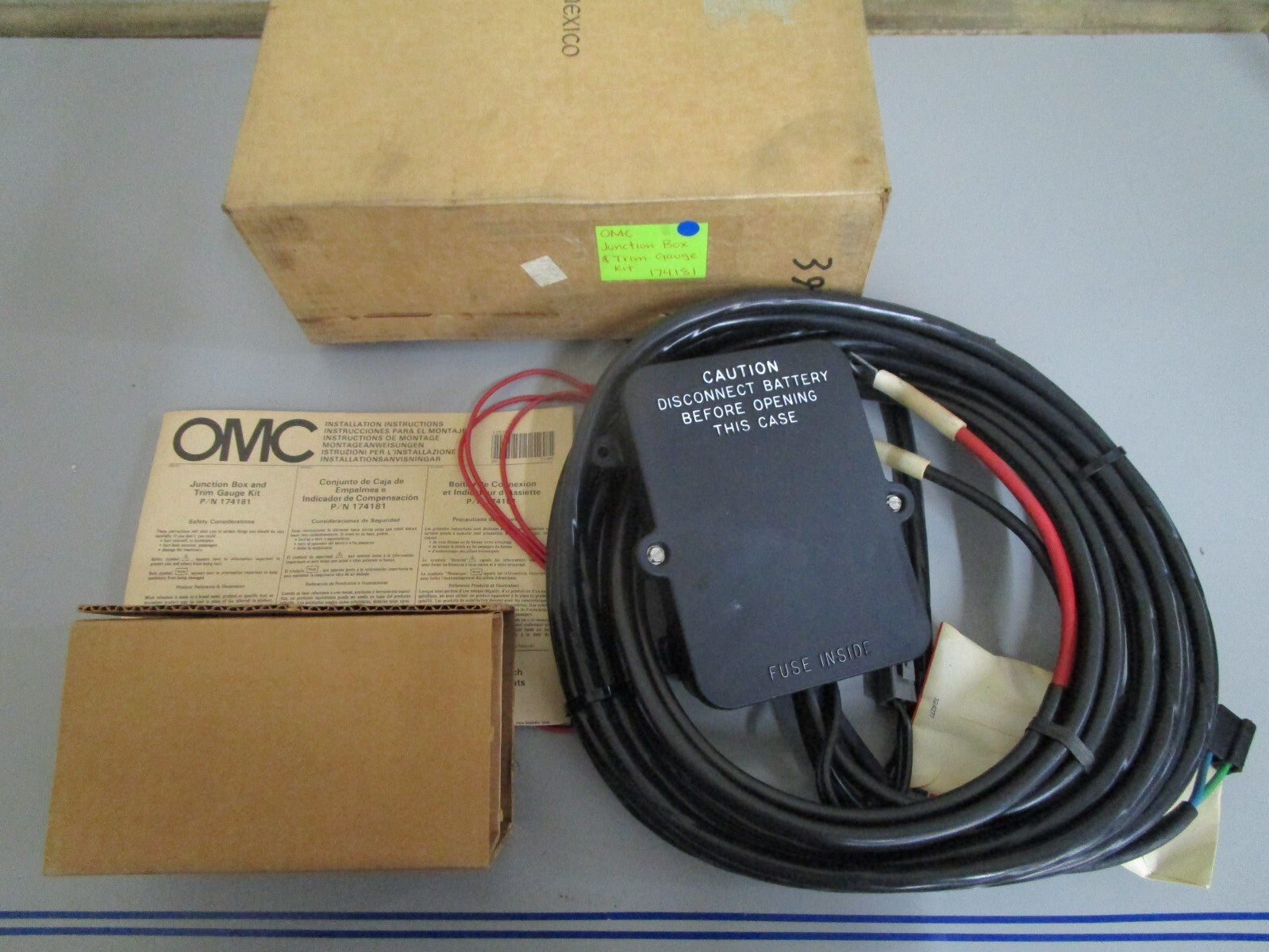 *NEW OEM* 0820 OMC Johnson Evinrude Junction Box & Trim Gauge Kit 174181 0174181