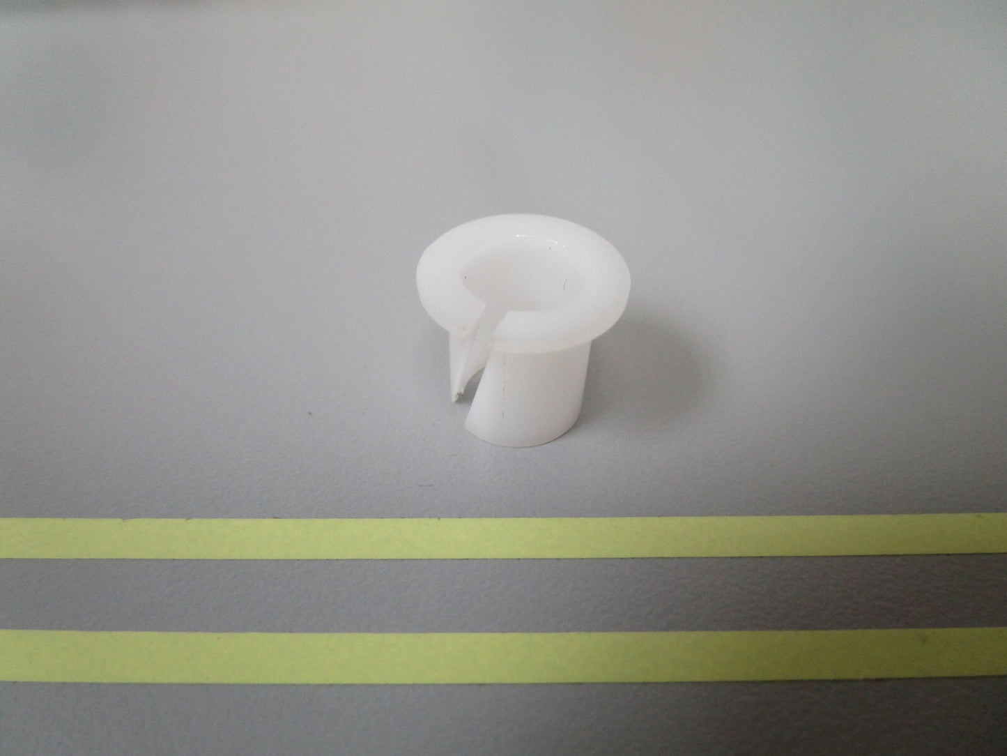 *NEW OEM* 0810 Yamaha Special Nylon Bush 90386-08032-00