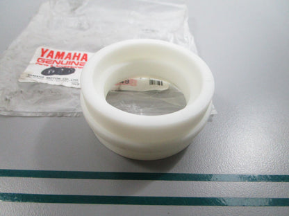 NEW OEM 2GU-22151-10-00 Yamaha Guard Seal 0810