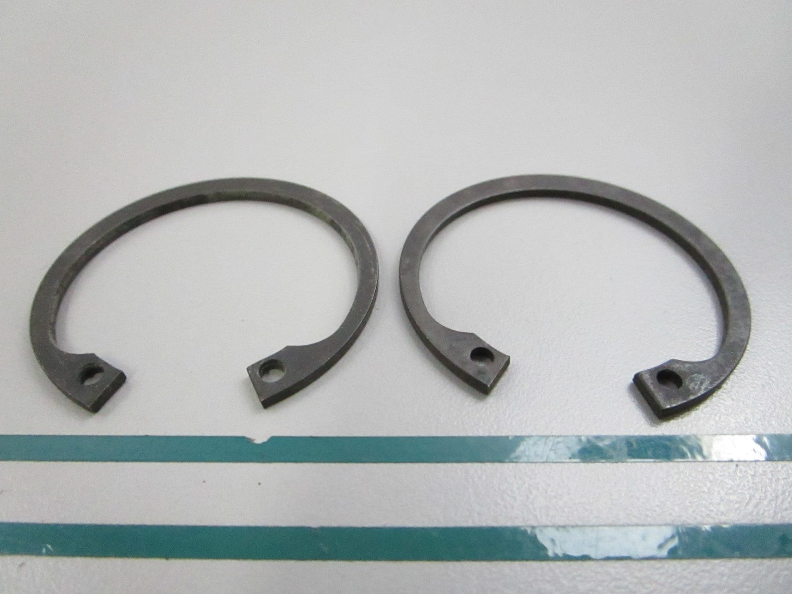 NEW OEM (LOT OF 2) 914523 Volvo Penta Snap Ring 0810