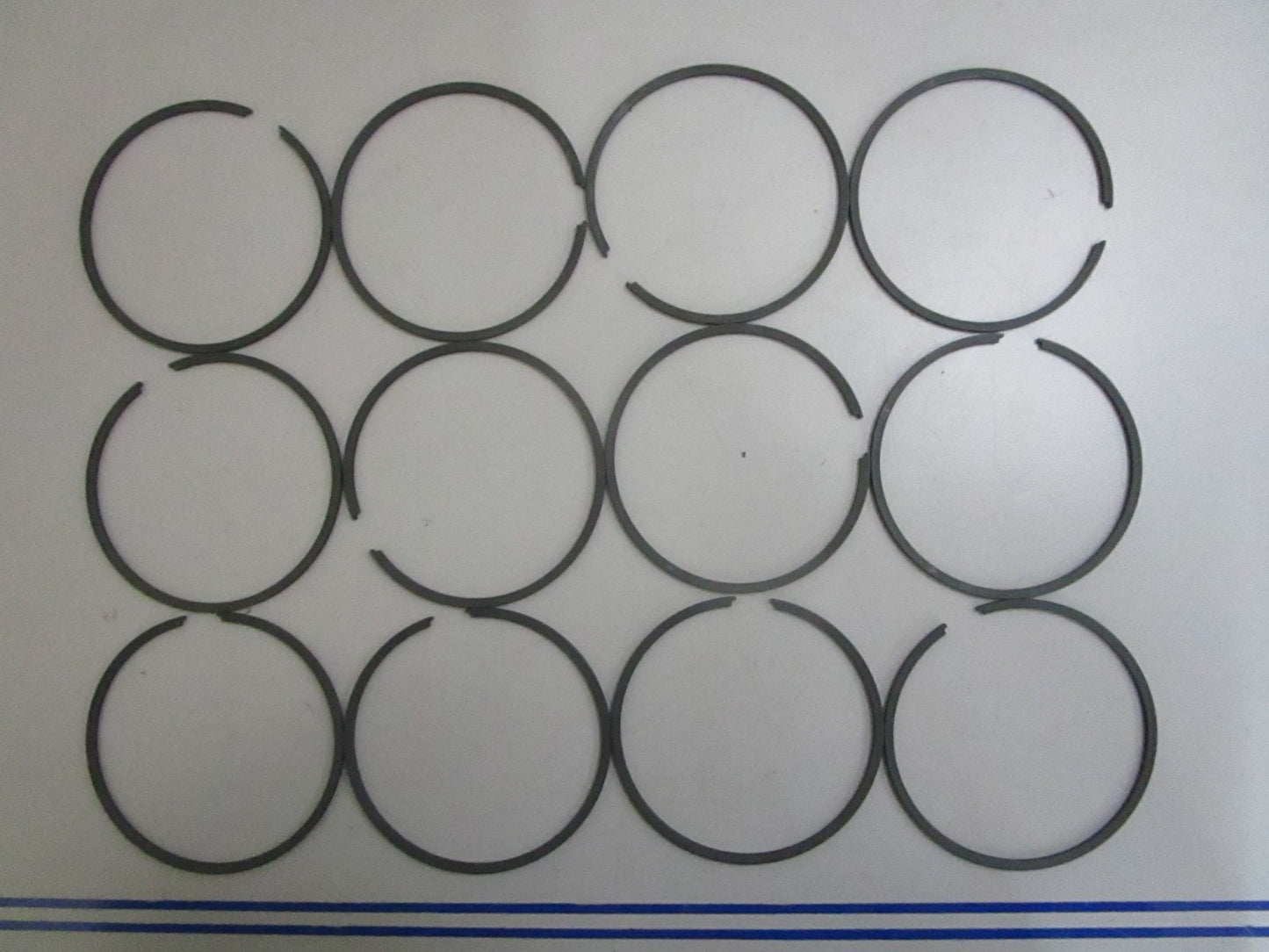 *NEW OEM* 0820 Mercury Quicksilver 12 Piston Ring Set 39-93481A12