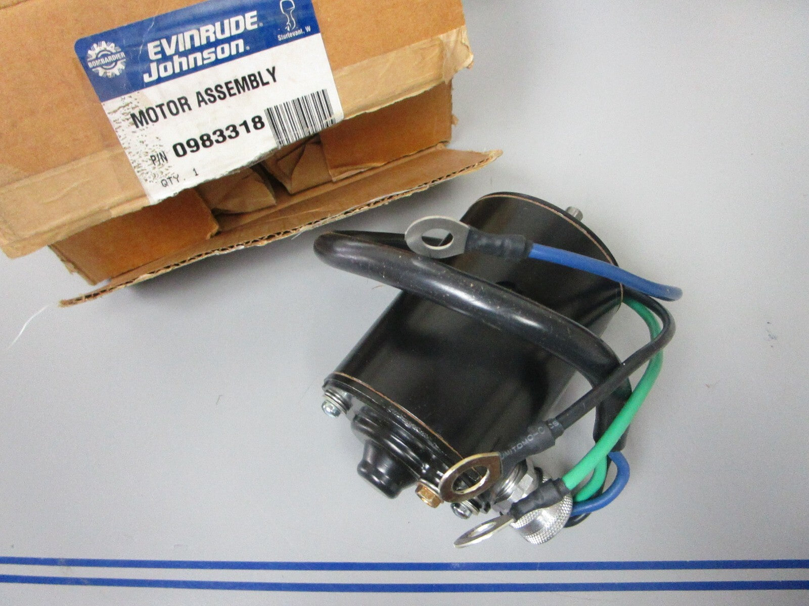 *NEW OEM* 0720 OMC Johnson Evinrude Trim Motor 983318 0983318