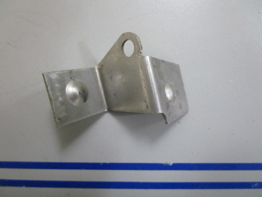 *NEW OEM* 0810 OMC Johnson Evinrude Retainer 318188 0318188