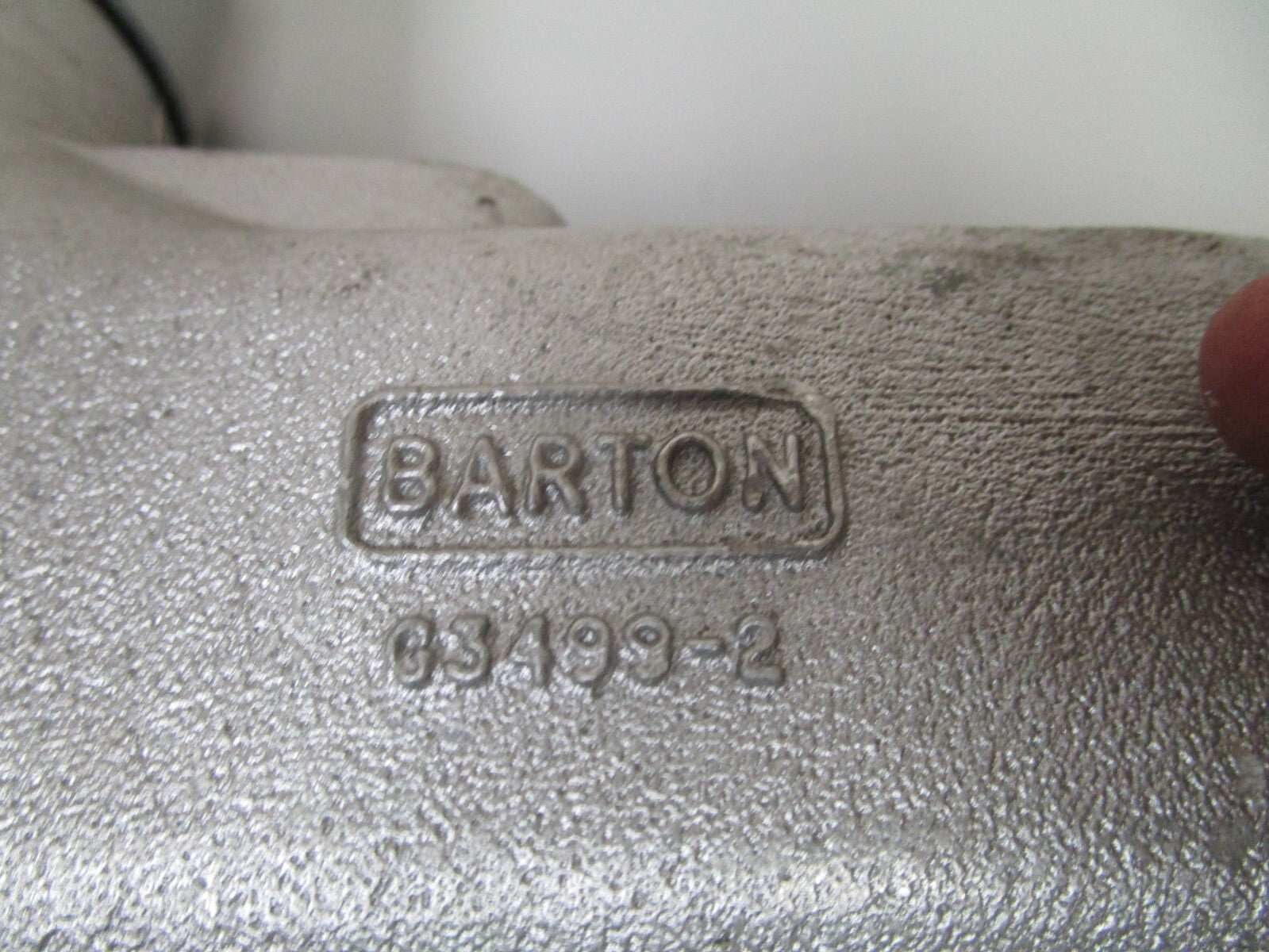 *NEW* 0720 Barton 3499-2 Manifold Replaces: Perkins 3777E01B 377E01B-9