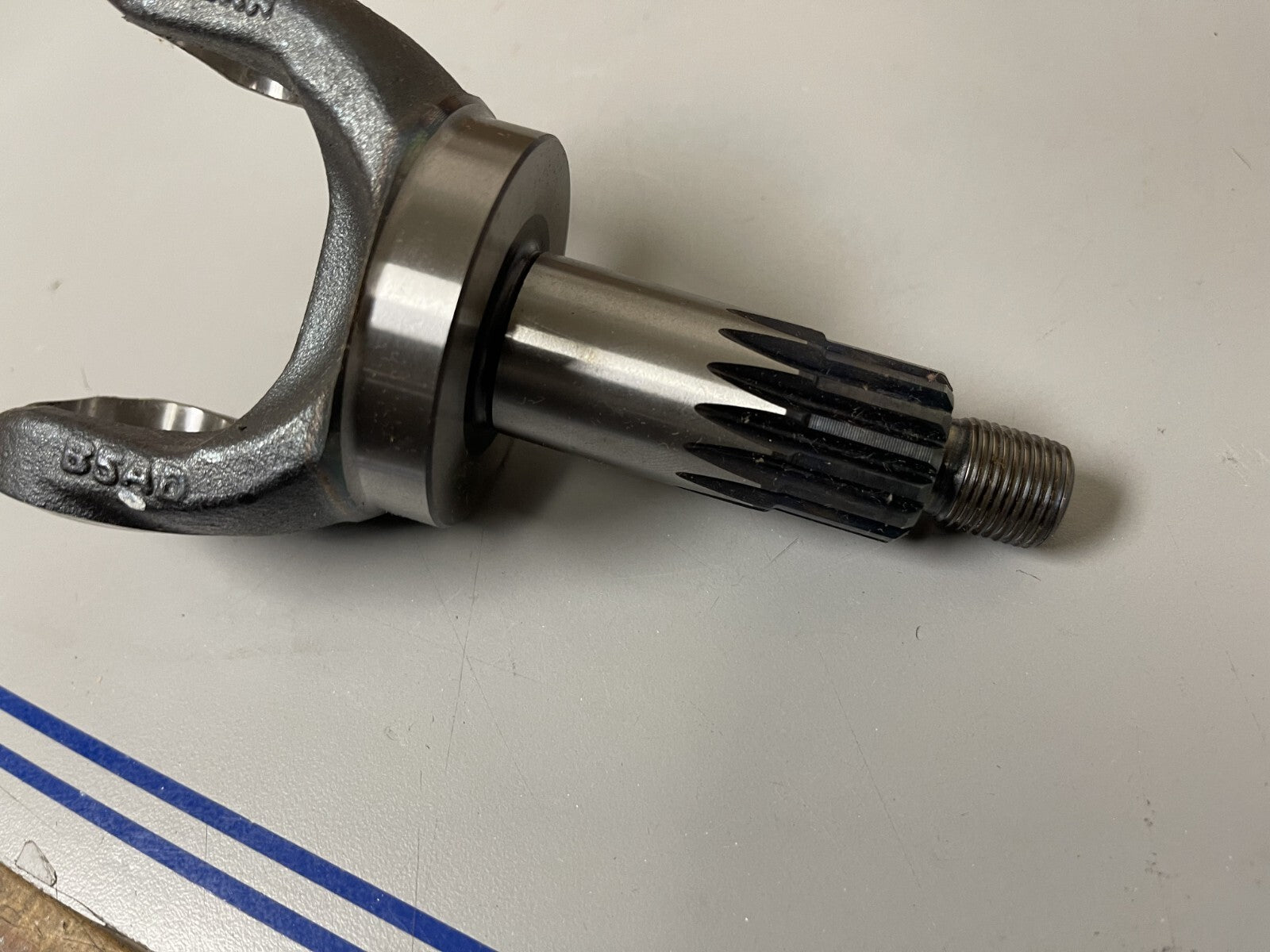 *NEW OEM* 0670 Mercury Quicksilver Short Yoke 864282T