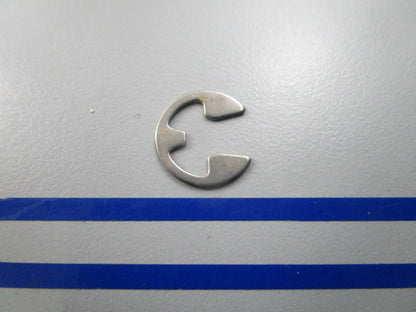 NEW OEM 203470 0203470 OMC Johnson Evinrude Retaining Ring 0810