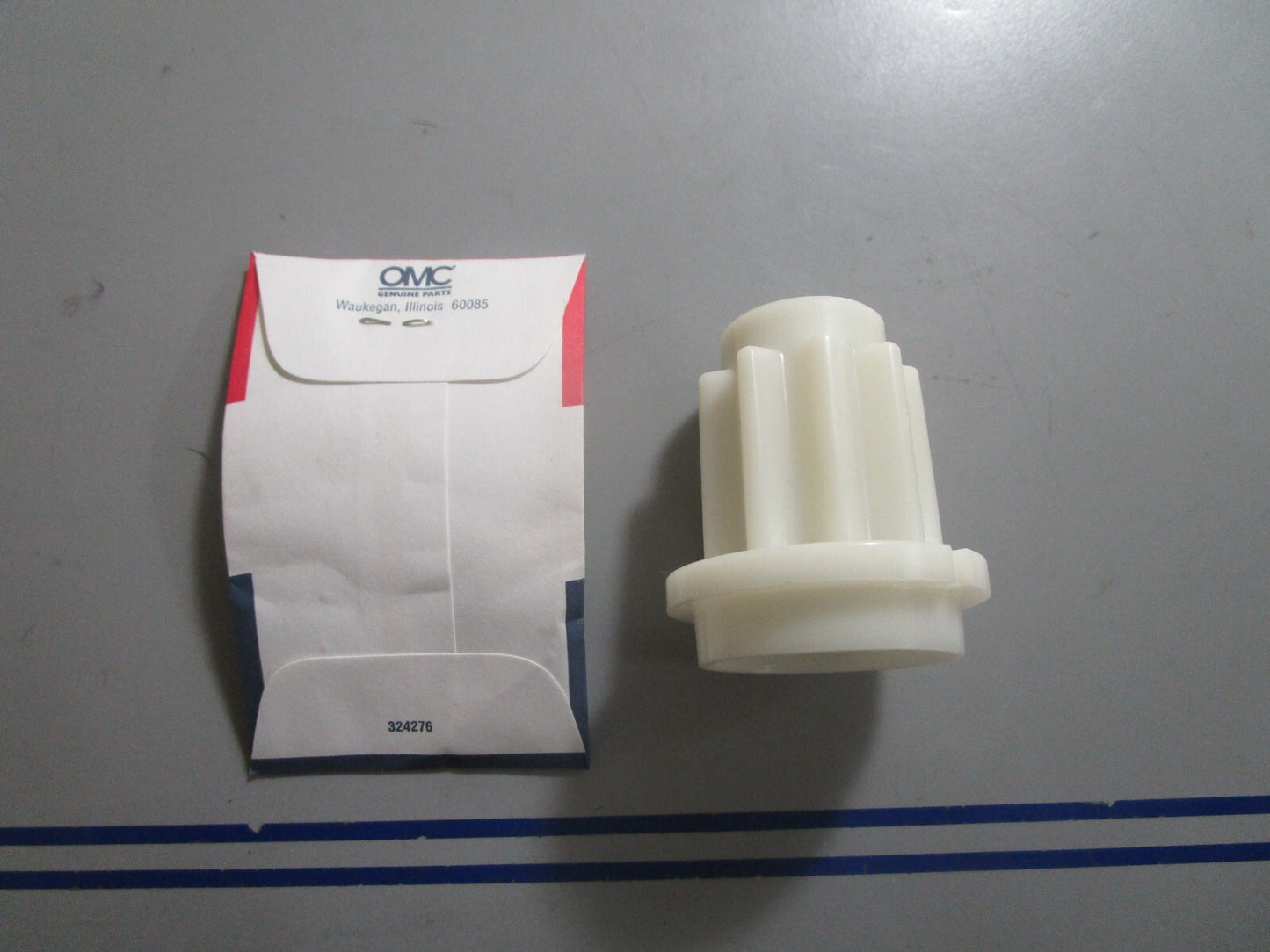 *NEW OEM* 0810 OMC Johnson Evinrude Clutch Hub & Tag 391598 0391598