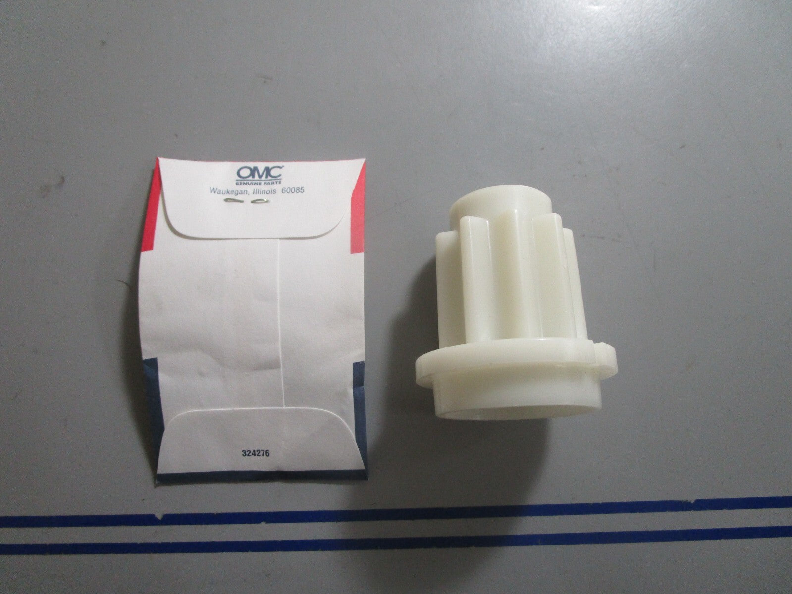 *NEW OEM* 0810 OMC Johnson Evinrude Clutch Hub & Tag 391598 0391598