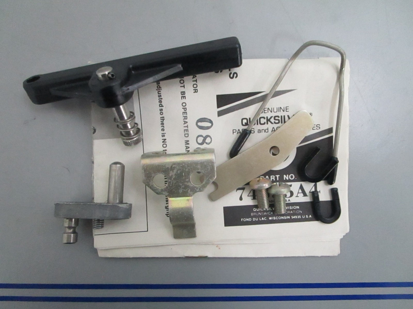 *NEW OEM* 0820 Mercury Quicksilver Remote Control Attachment Kit 74355A4