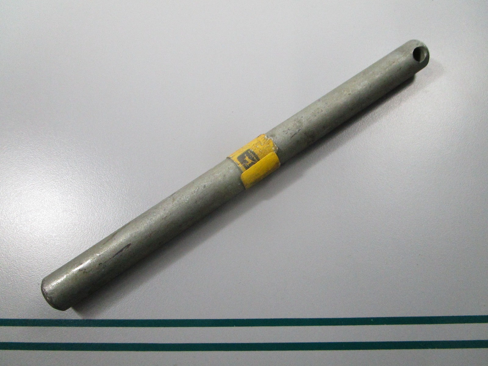 NEW OEM M88391 John Deere Pin 0810