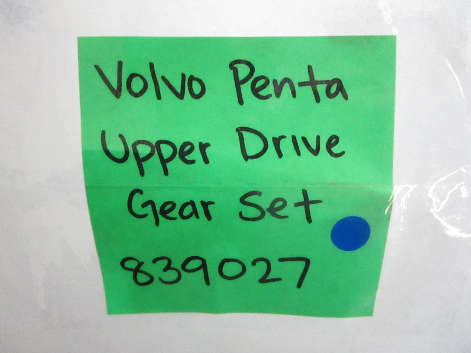 *NEW OEM* 0820 Volvo Penta Upper Drive Gear Set 839027