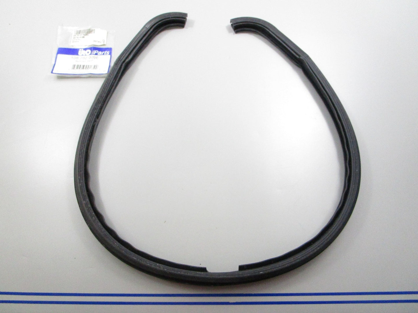 *NEW* 0810 URO Sunroof Seal 1087820098