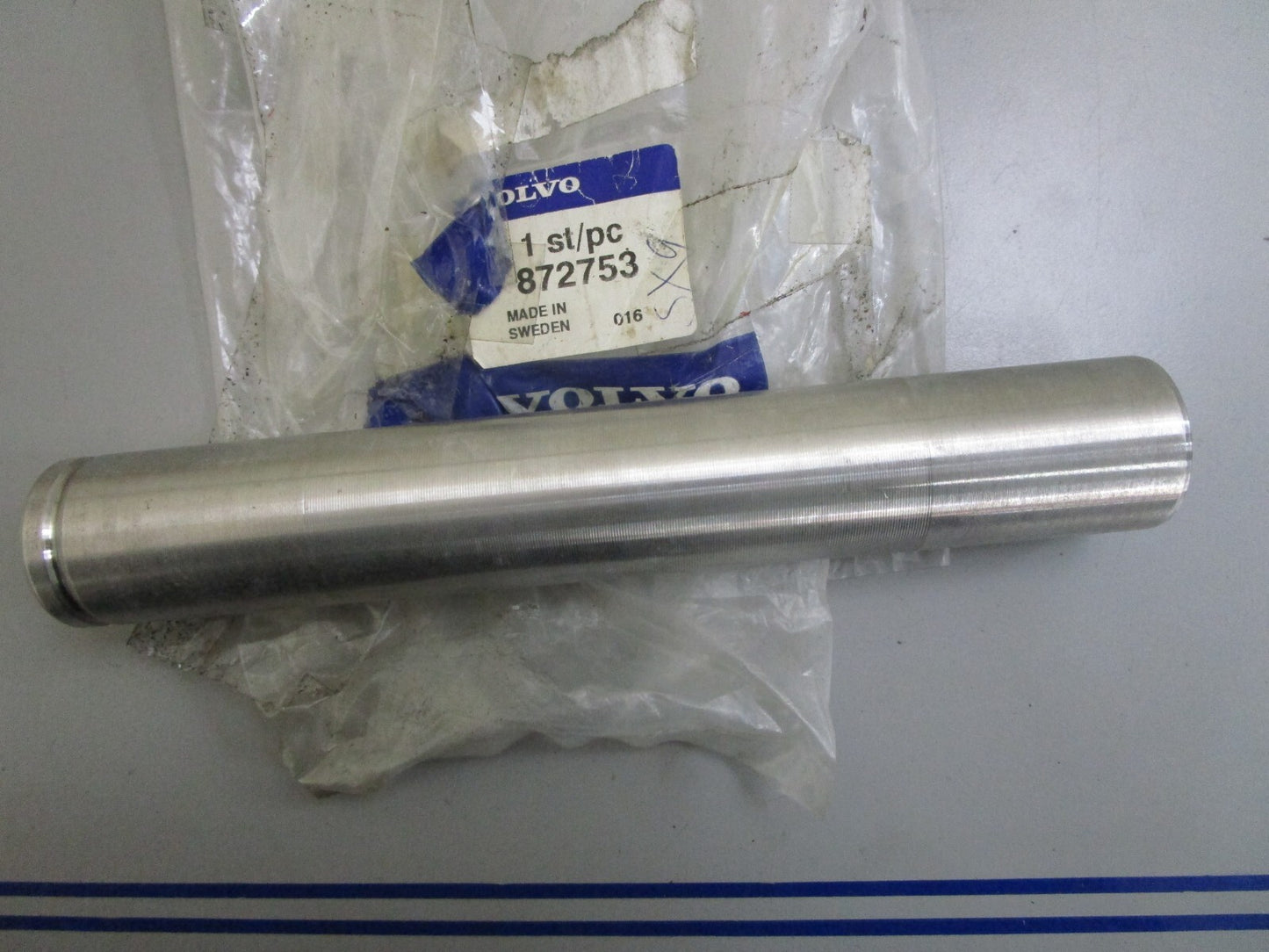 *NEW OEM* 0820 Volvo Penta Steering Knuckle Water Tube 872753