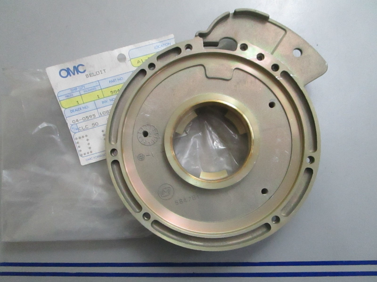 *NEW OEM* 0820 OMC Johnson Evinrude Plate & Sleeve Ay 584781 0584781