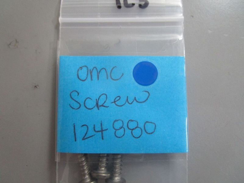 *NEW OEM* (LOT OF 3) 0770 OMC Johnson Evinrude Screw 124880 0124880