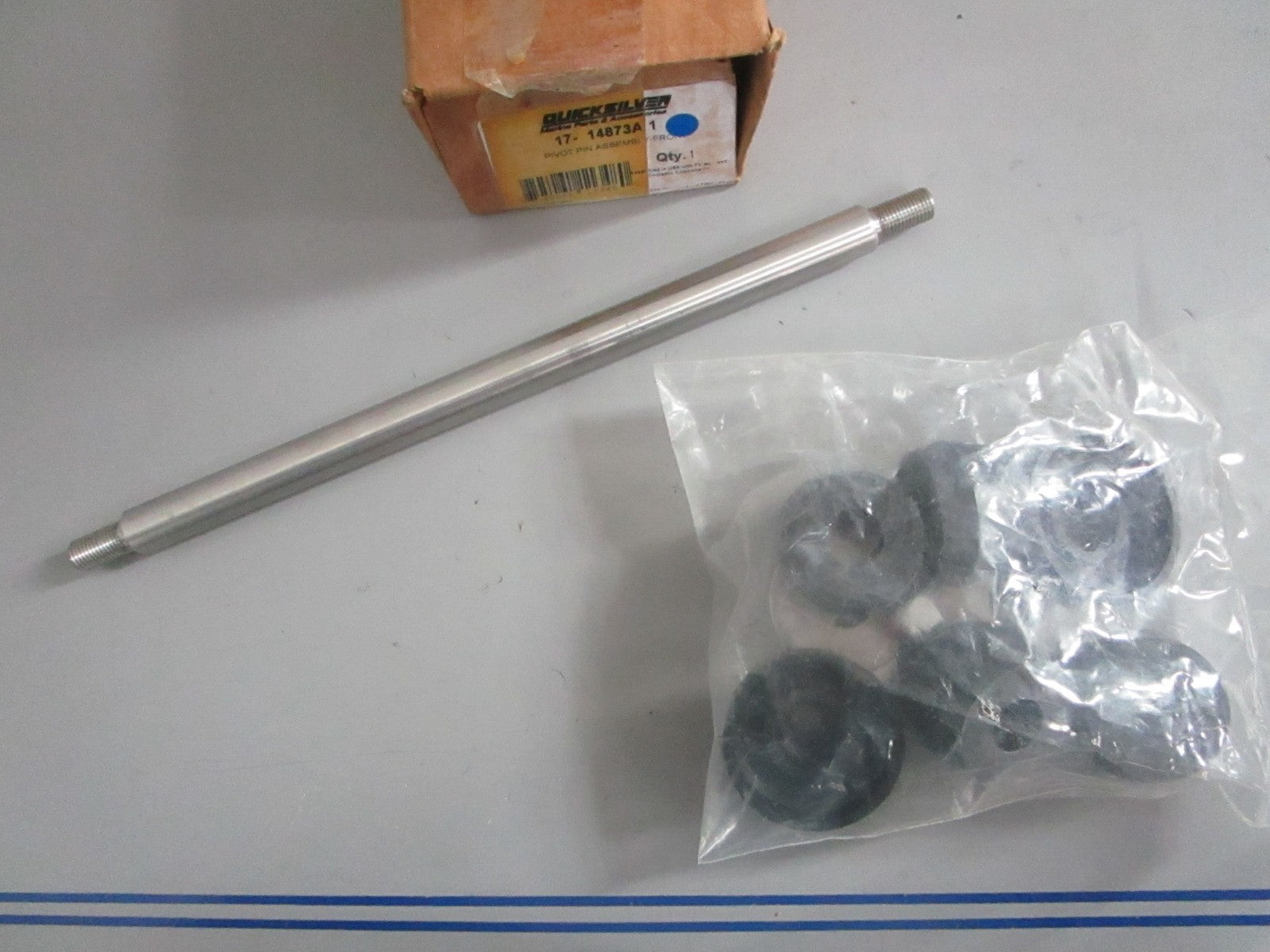 NEW OEM 17-14873A1 Mercury Quicksilver Front Pivot Pin Assy 0820
