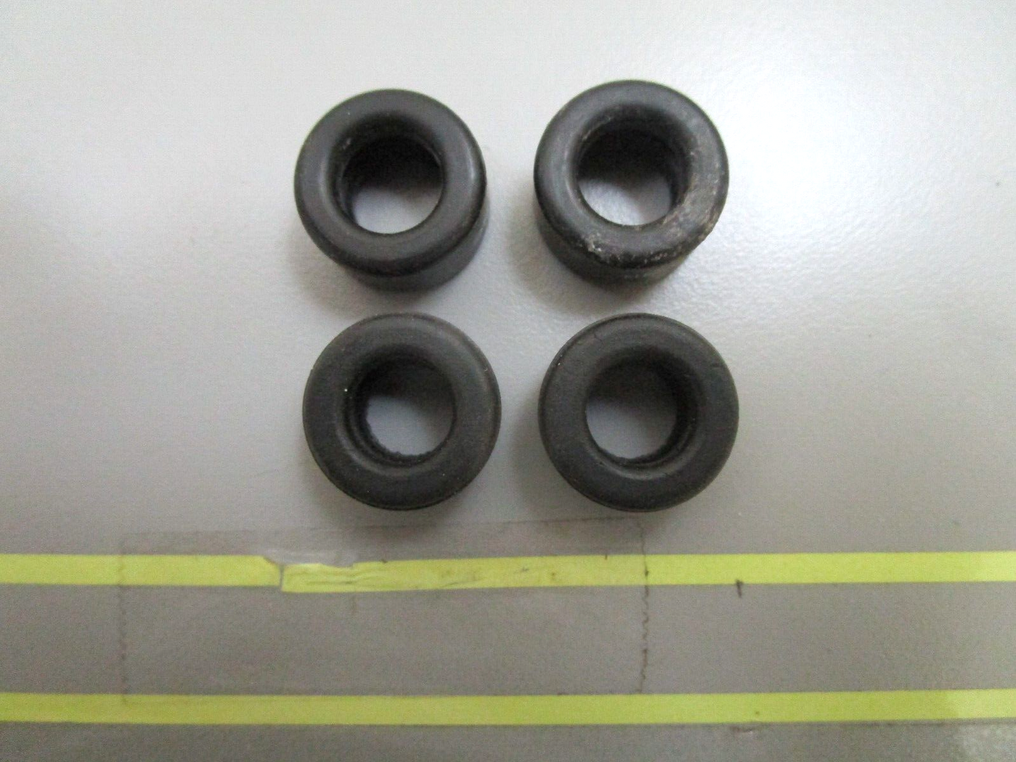 *NEW* (LOT OF 4) 0750 Caterpillar SEAL 6L-7814