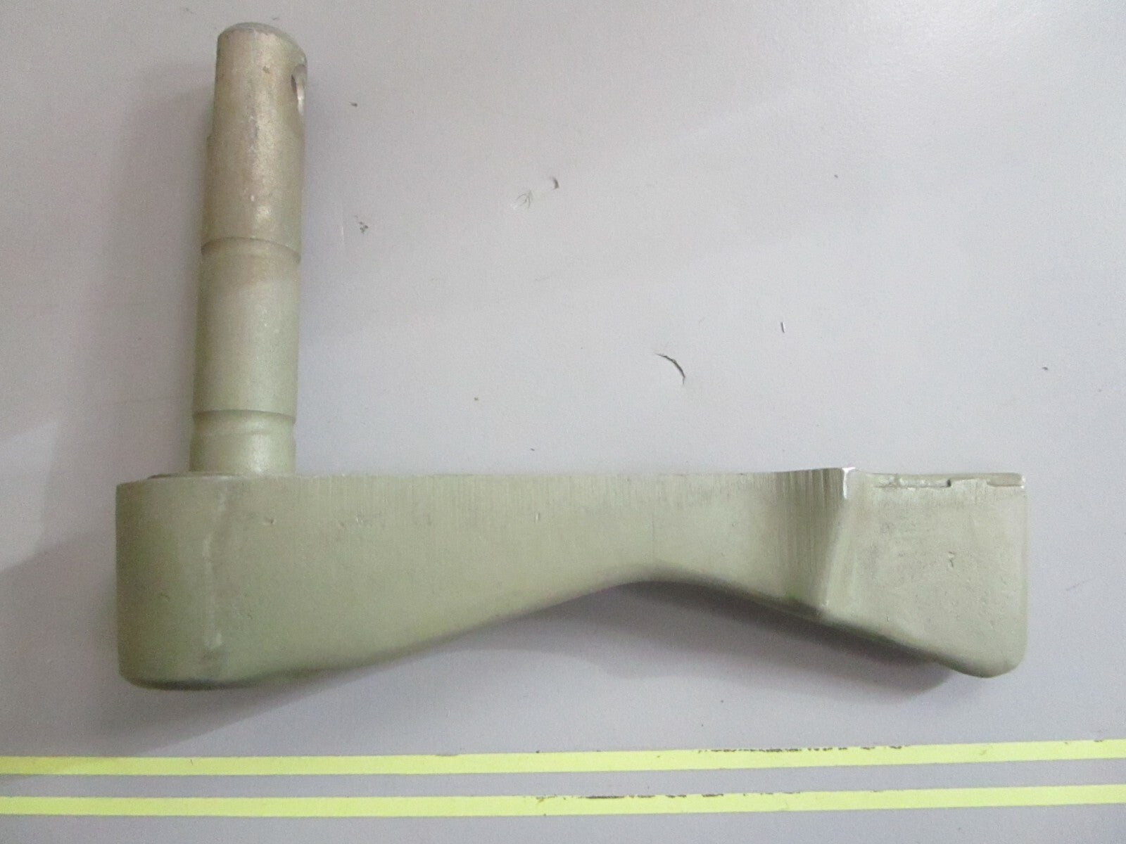 *NEW OEM* 0810 OMC Johnson Evinrude Lever 374334 0374334