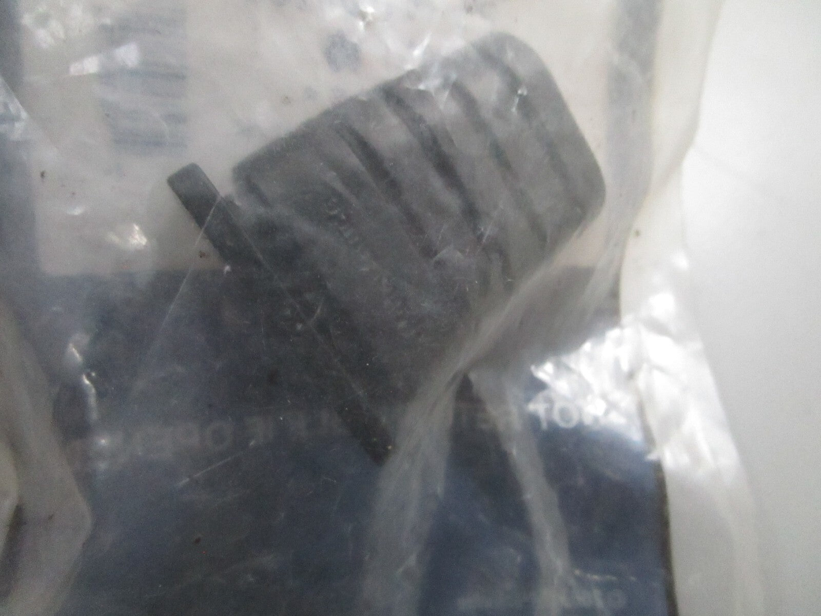 *NEW OEM* 0810 MotorGuide Grommet 25-MAP07101