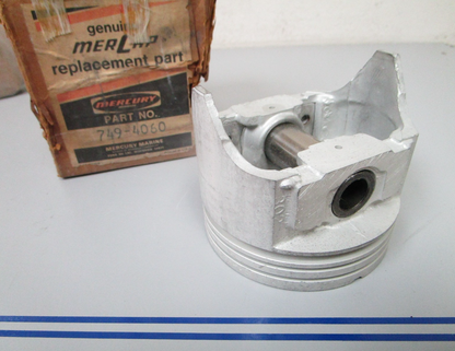 NEW OEM 749-4060 Mercury Mercruiser Ford 302 V8 1970- 1972 OS .020 Piston 0720