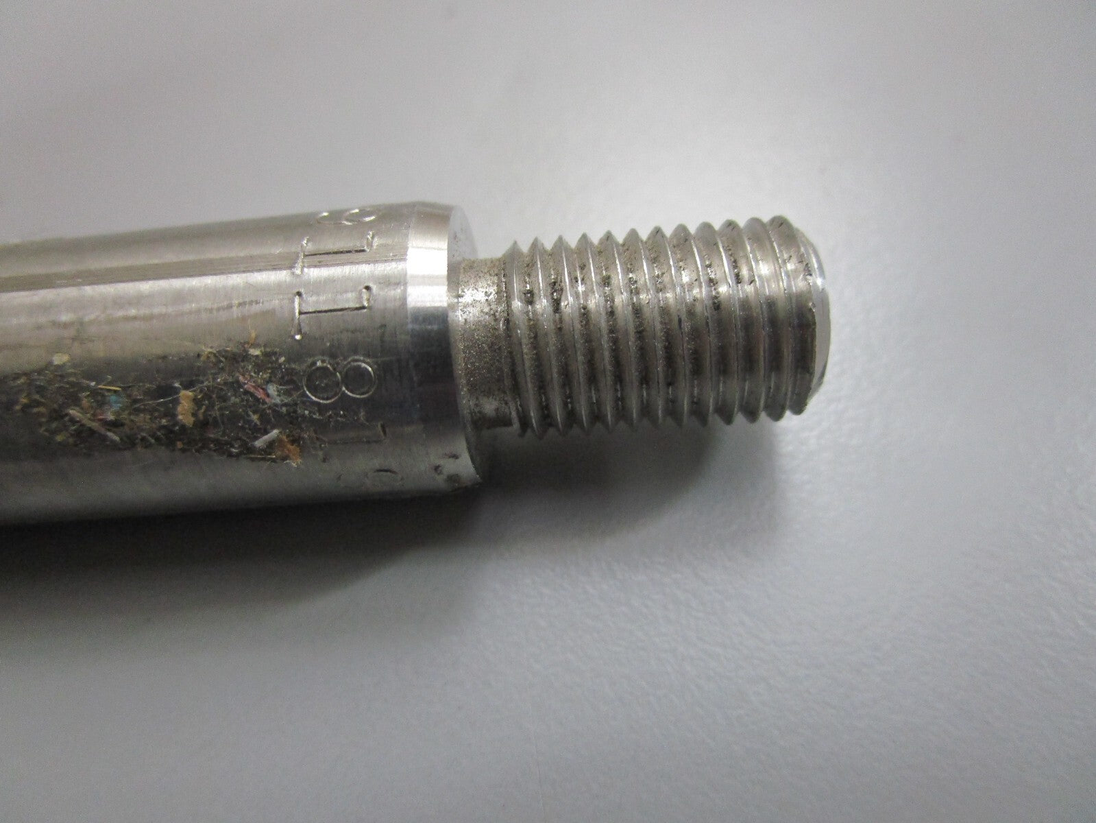 *NEW OEM* 0820 OMC Johnson Evinrude Pivot Pin 911819 0911819