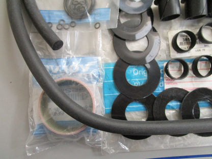 *NEW OEM* 0820 Volvo Penta Sealing Kit 3858631