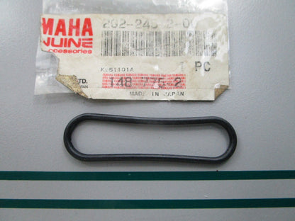 NEW OEM 2G2-24512-00 Yamaha Fuel Gasket 0810