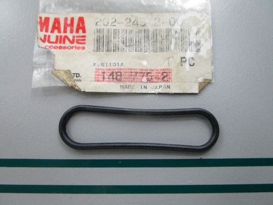 NEW OEM 2G2-24512-00 Yamaha Fuel Gasket 0810