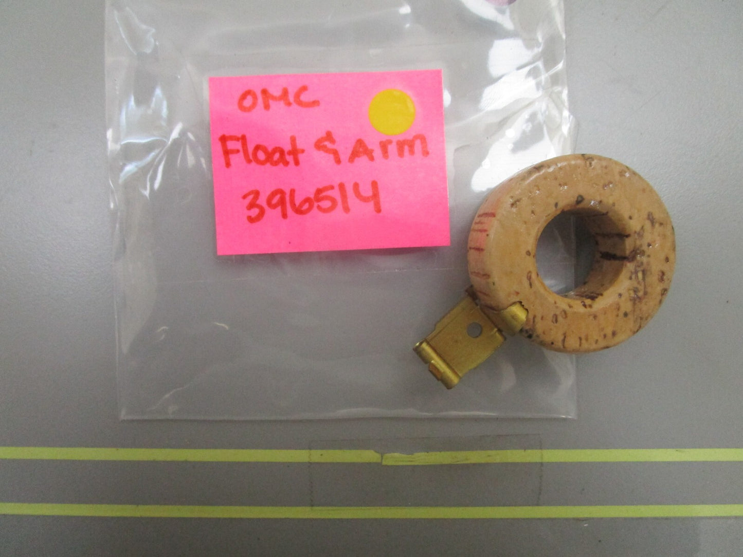 *NEW OEM* 0810 OMC Johnson Evinrude Float & Arm 396514 0396514