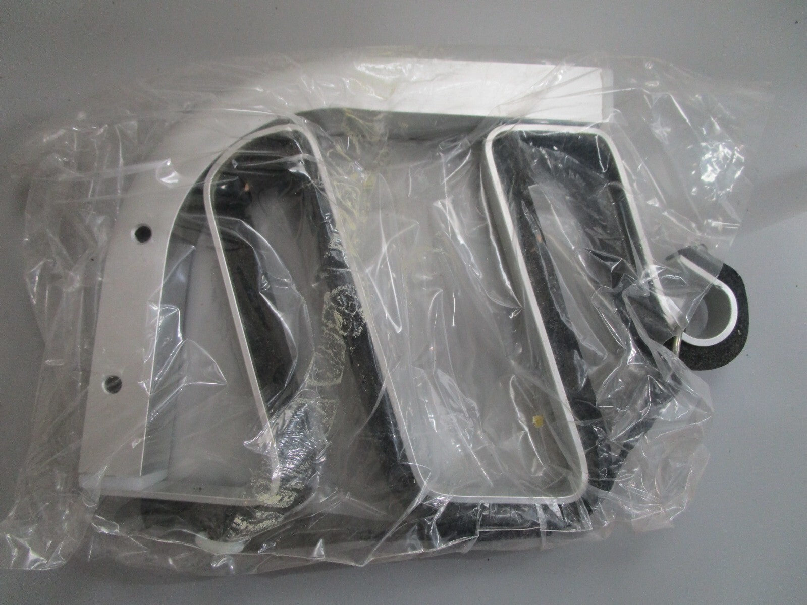 *NEW* 0820 Fulton Ski Stow SSH210