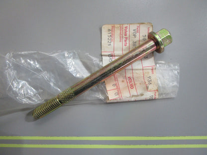 *NEW OEM* 0820 Volvo Penta Screw 3857936