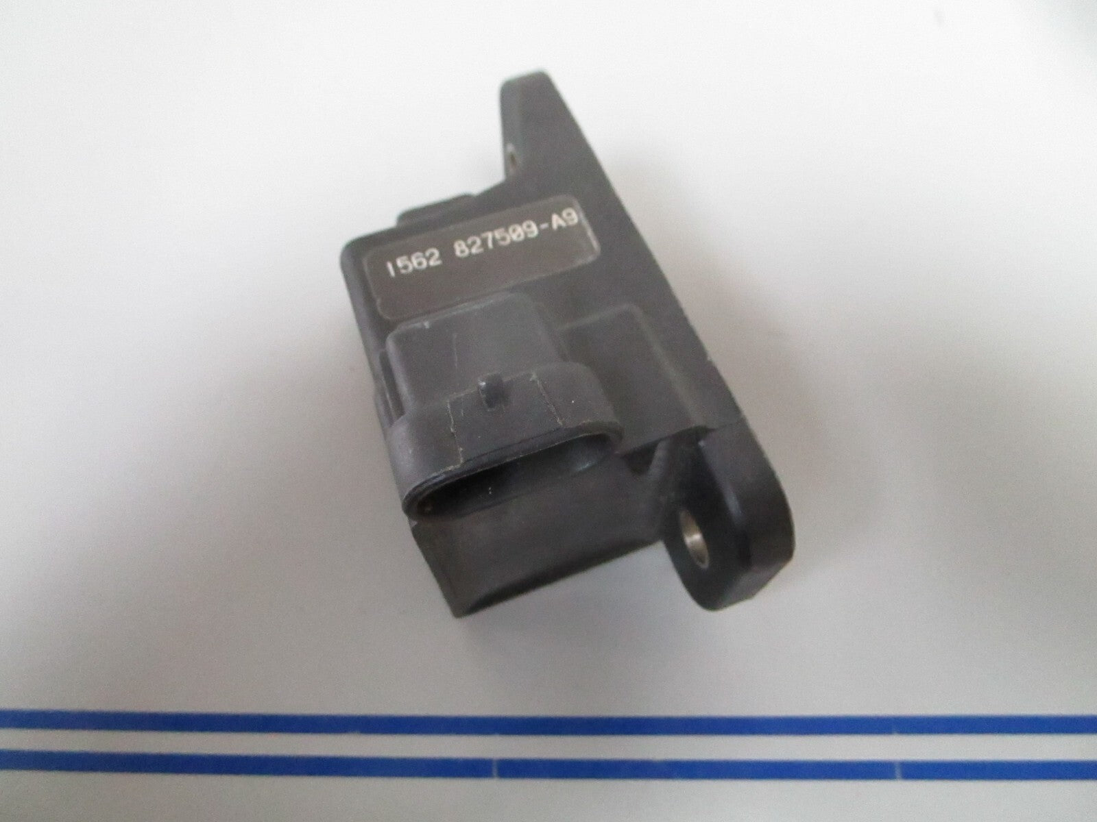 *NEW OEM* 0810 Mercury Quicksilver Ignition Coil 827509A9