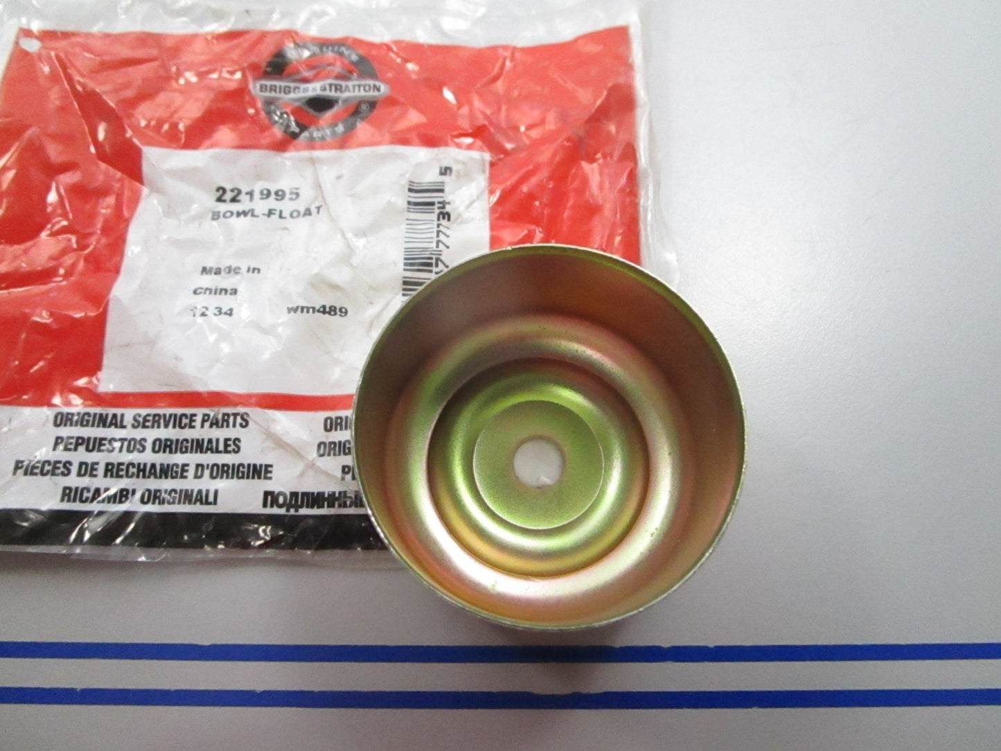 NEW OEM 221995 Briggs & Stratton Float Bowl 0810