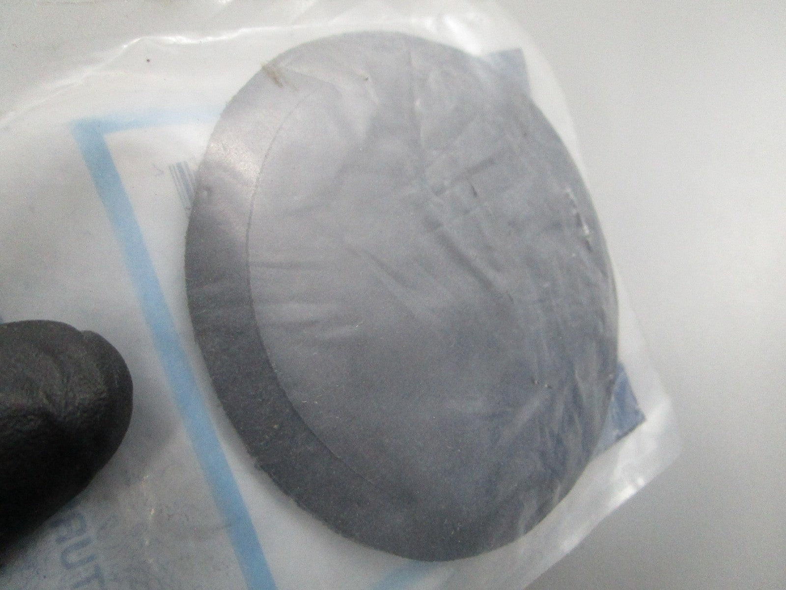 NEW OEM 828351 1 Mercury Quicksilver Seal 0810