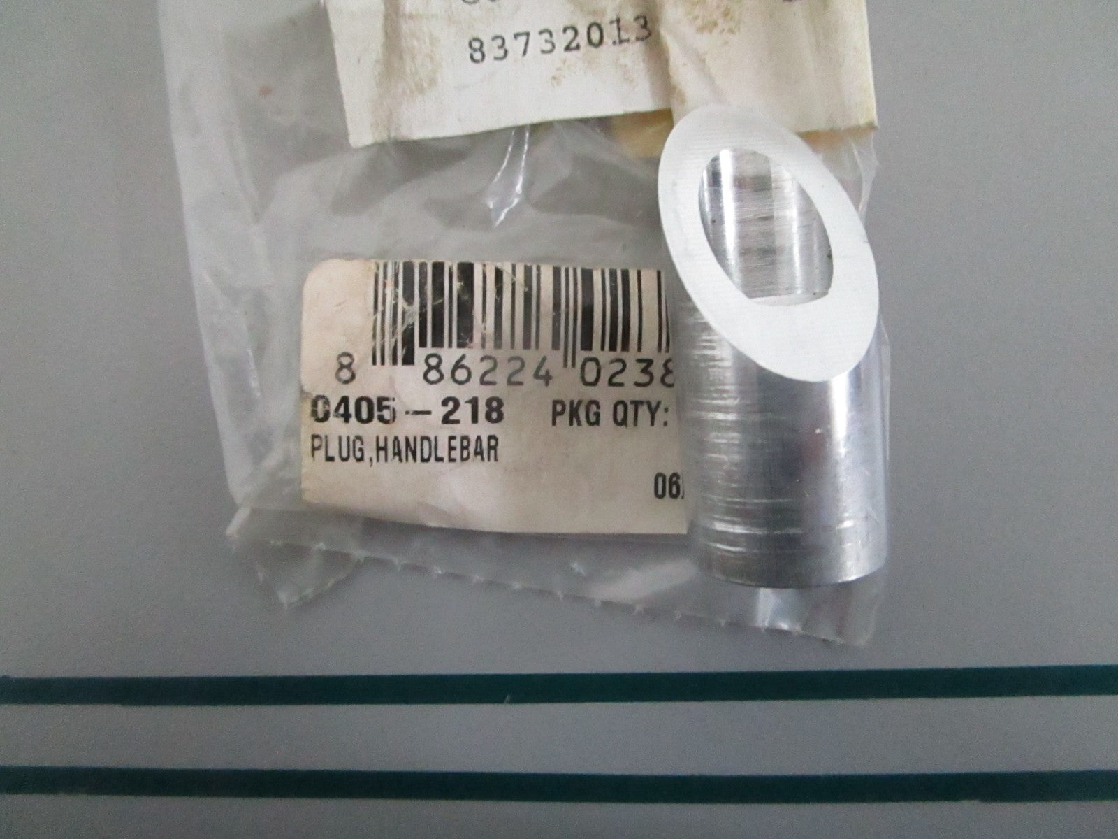 NEW OEM 0405-218 Arctic Cat Plug 0820