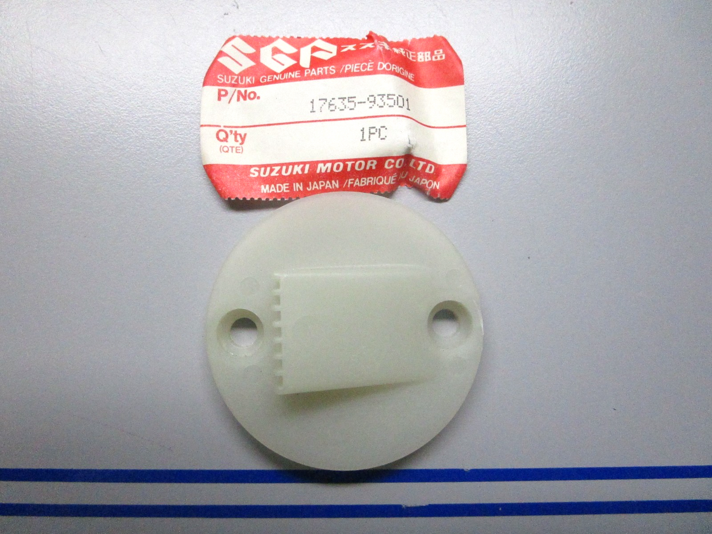 *NEW OEM* 0810 Suzuki Sub Water Filter 17635-93501