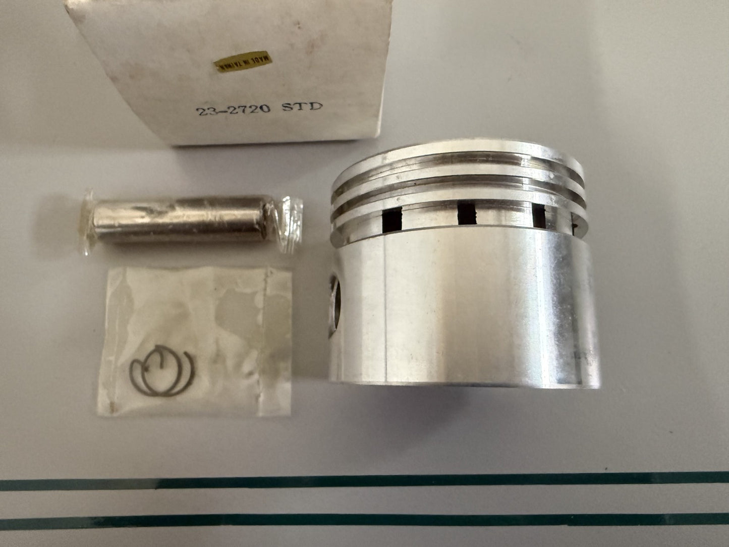 NEW 23-2720 Rotary Piston Rep: Briggs & Stratton 0820