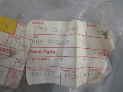 *NEW OEM* 0820 Volvo Penta Cover 840559