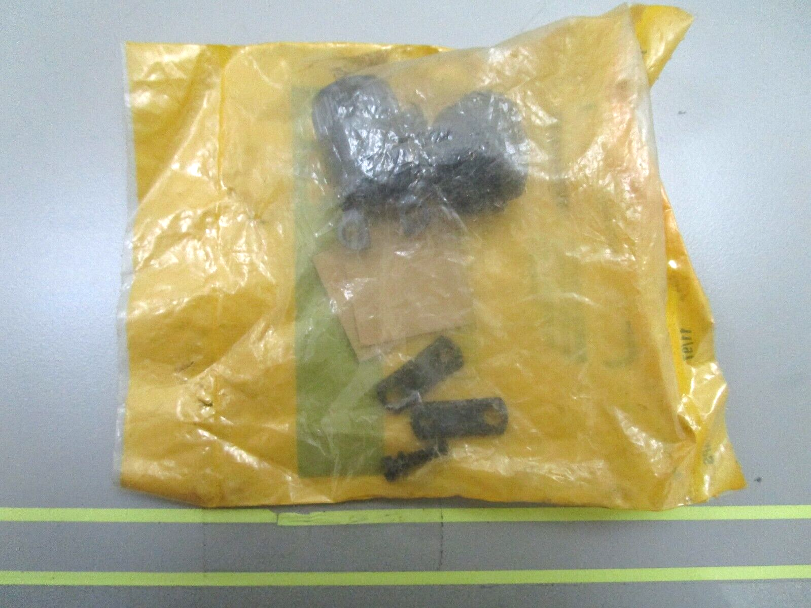 *NEW* 0750 Caterpillar PLUG A  5S-7433