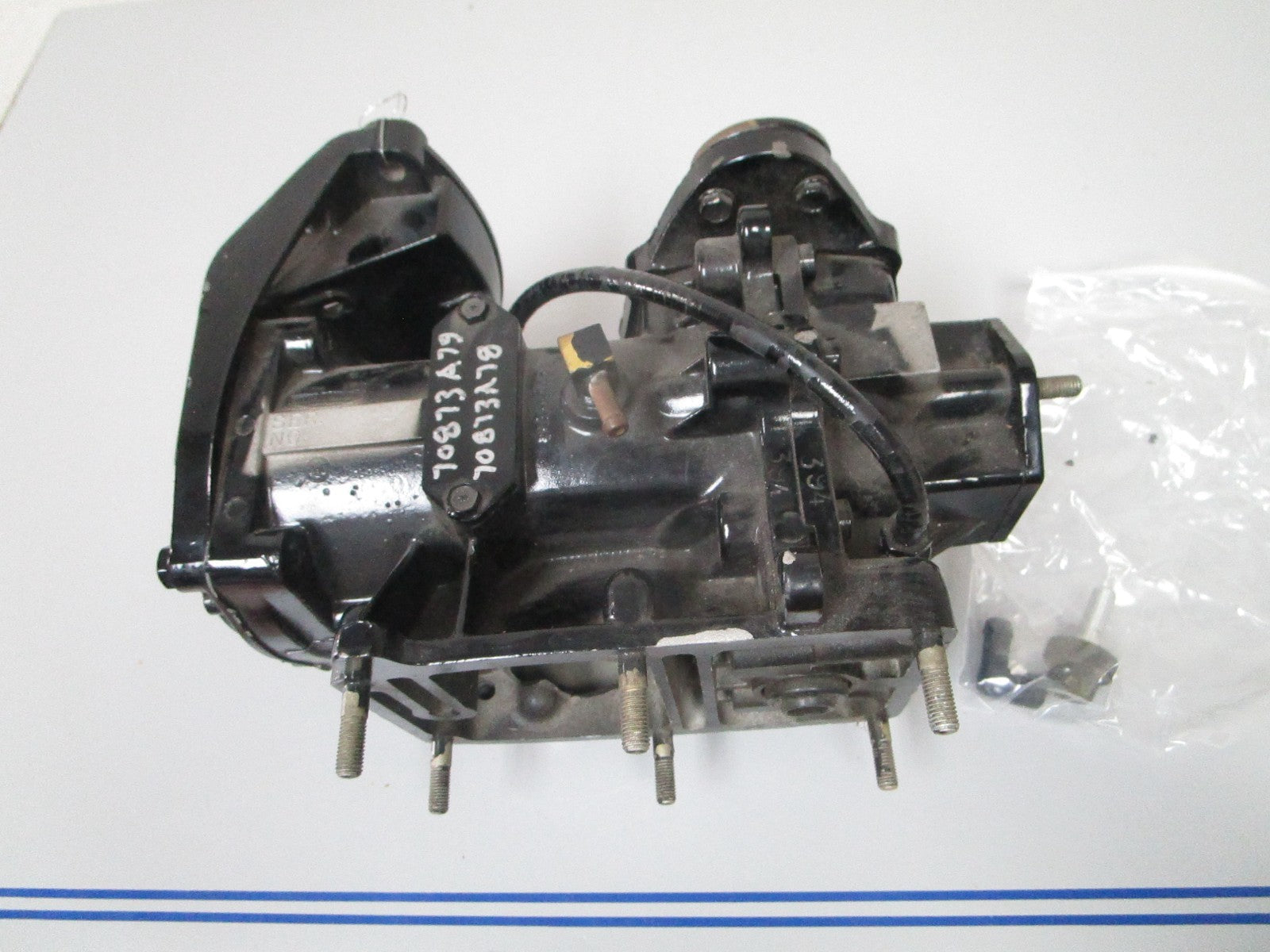 NEW OEM 849-6423A3 70873A79 Mercury 4 4.5 Cylinder Block & Crankshaft Ay 0720