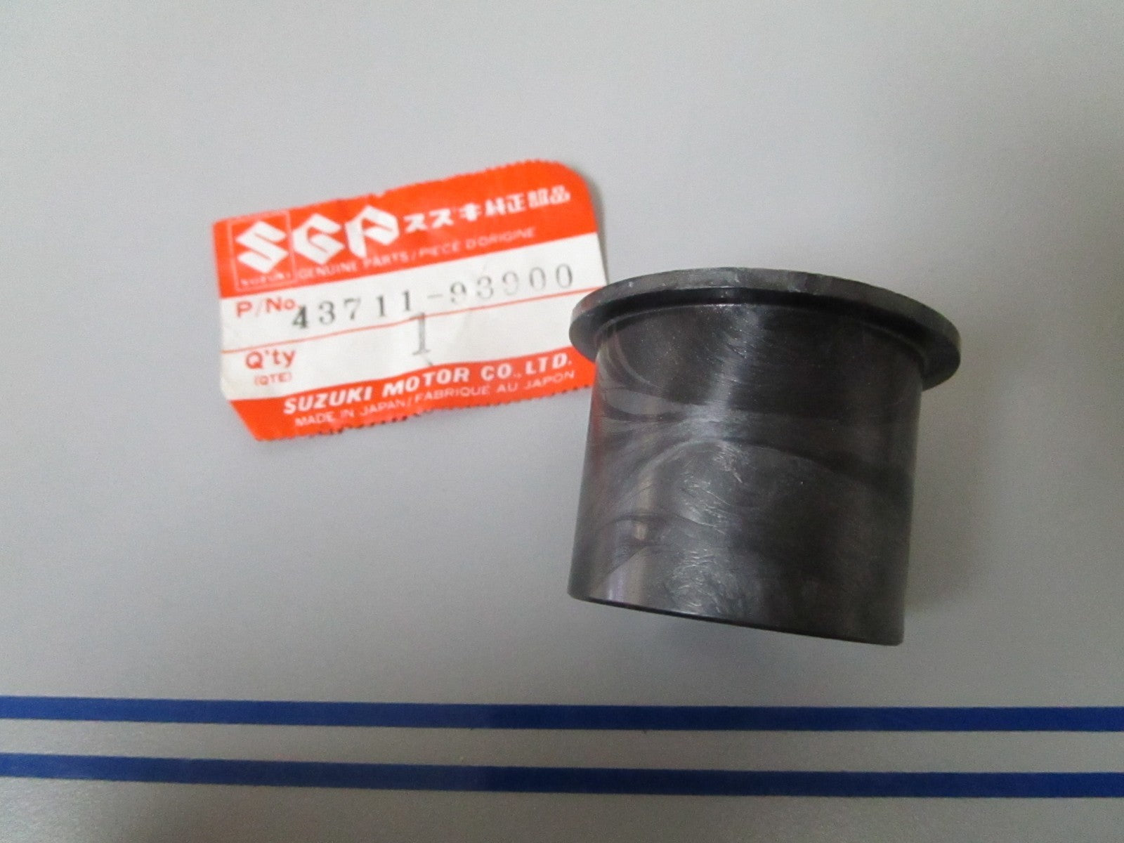NEW OEM 43711-93900 Suzuki Steering Bush 0720