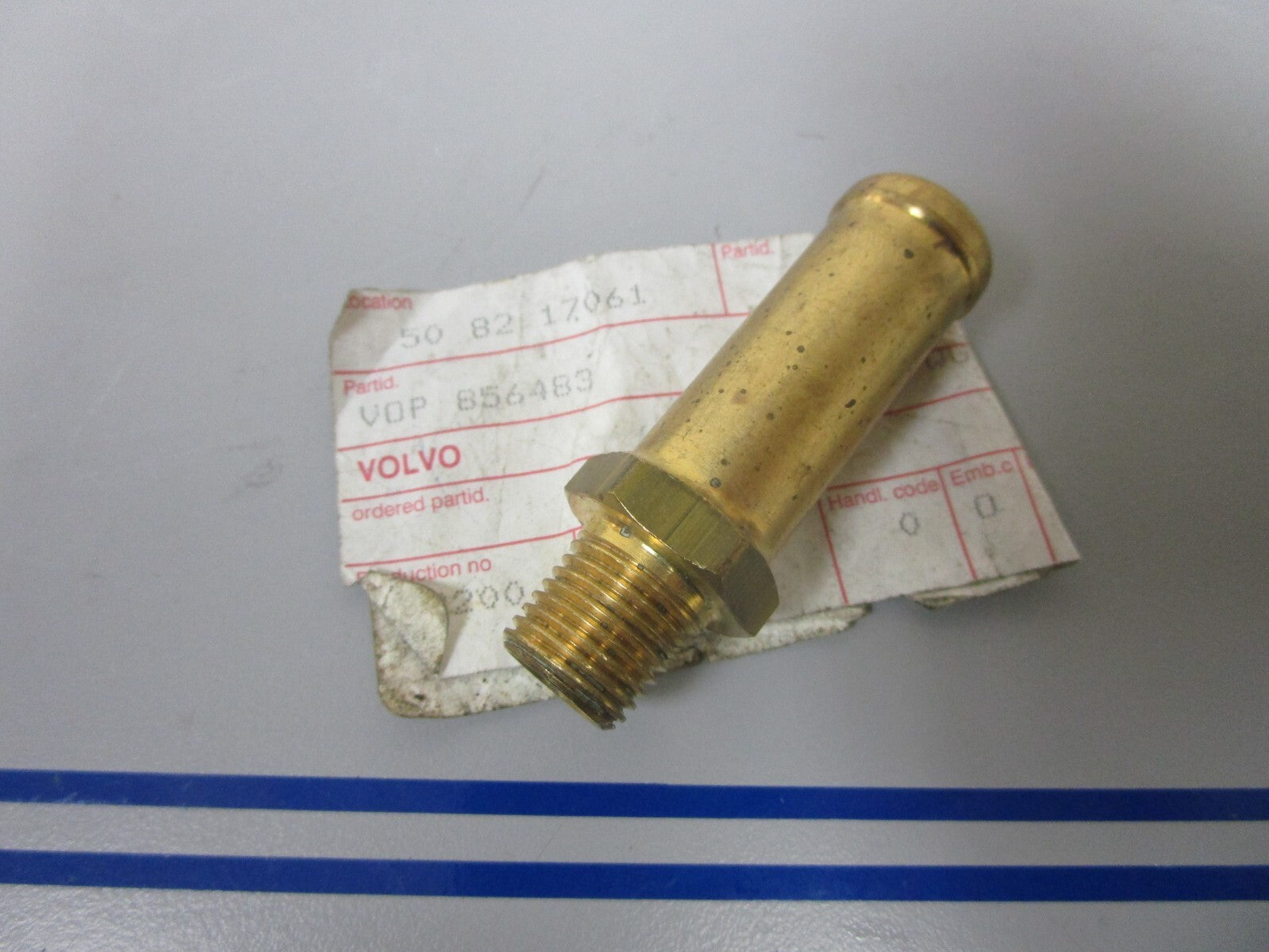 *NEW OEM* 0720 Volvo Penta Hose Connection 856483