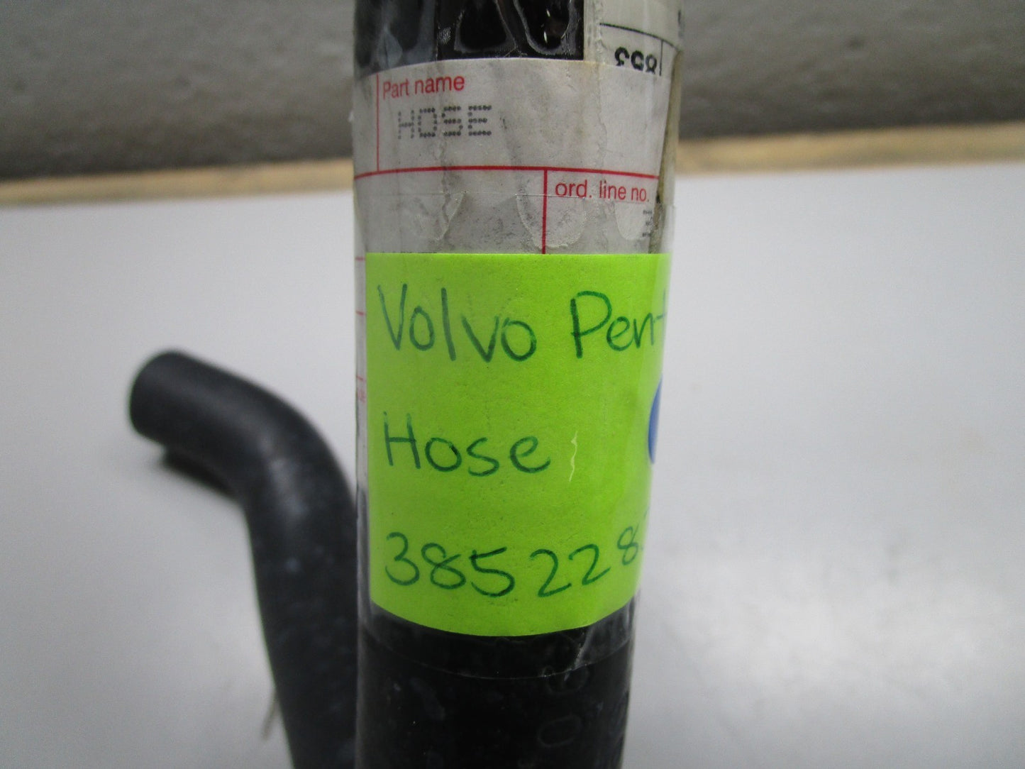 *NEW OEM* 0820 Volvo Penta Hose 3852283